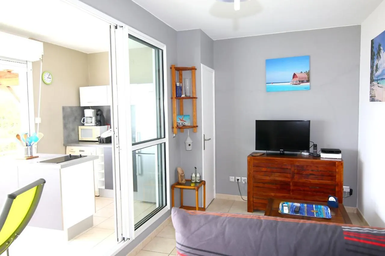 Apartment Rue Du Balisier 레트루아질레 0*,