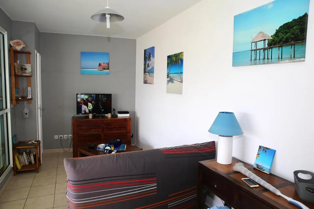 Apartment Rue Du Balisier 레트루아질레